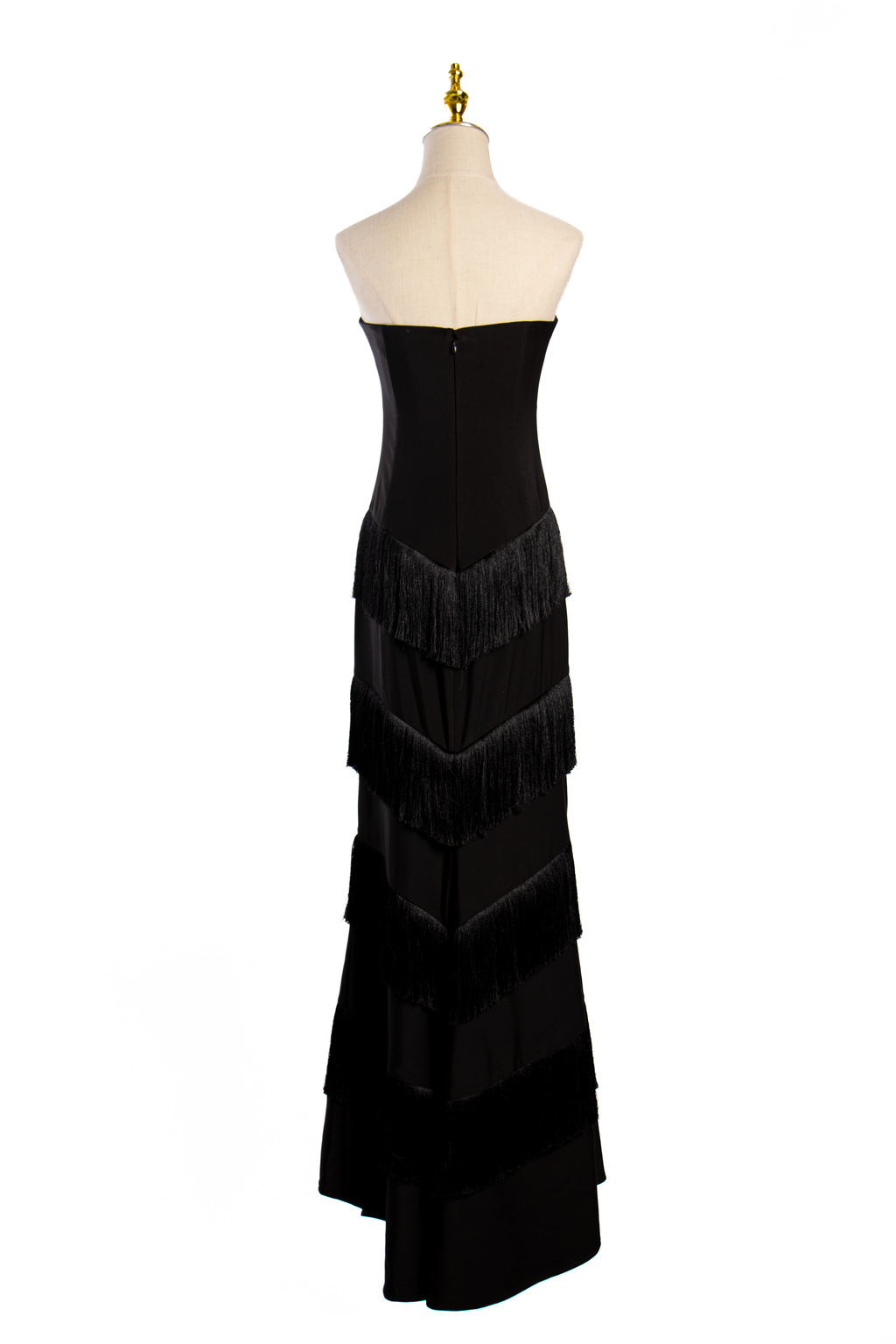 VESTIDO LARGO NEGRO CON FLECOS
