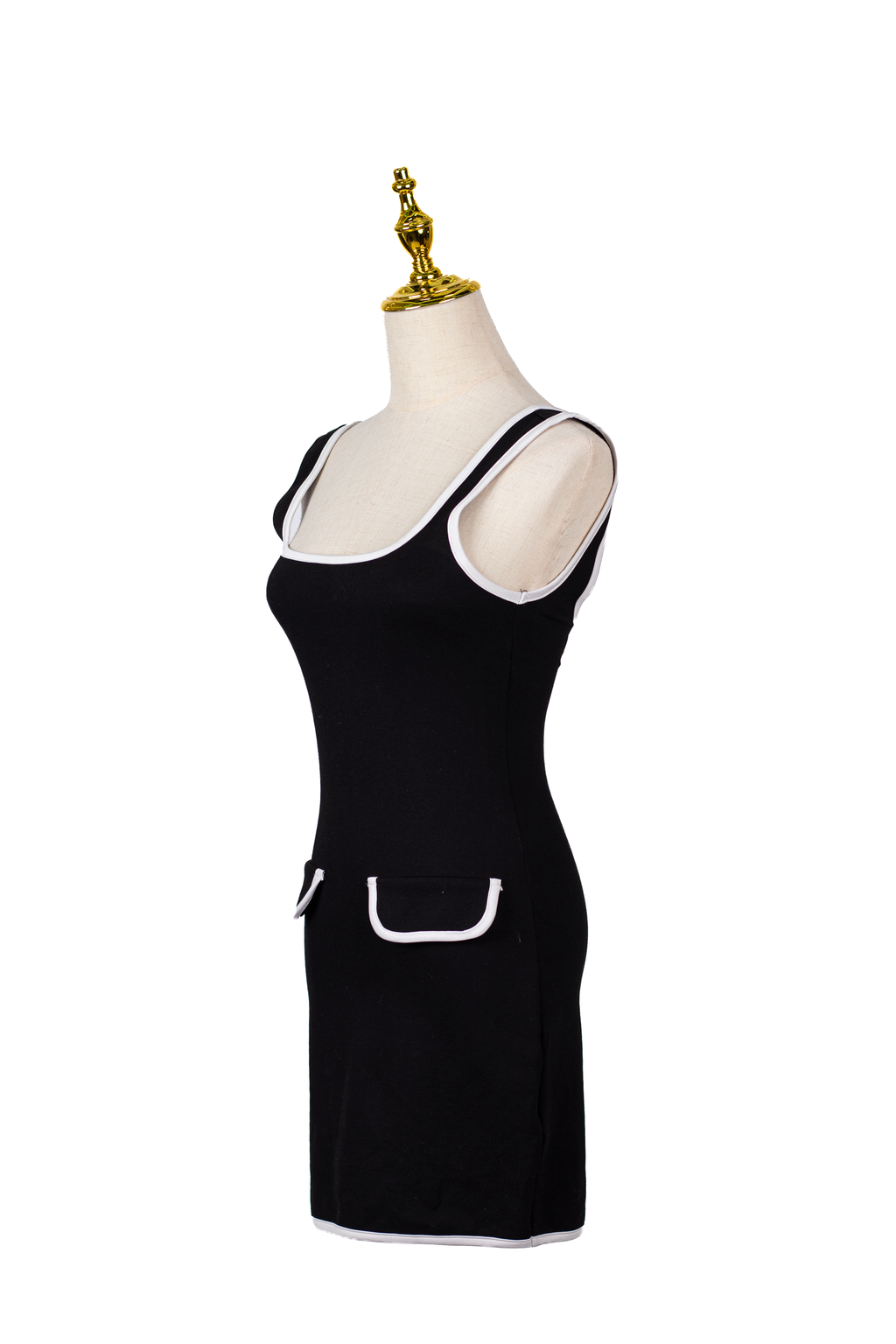 VESTIDO MINI CON DETALLES EN CONTRASTE