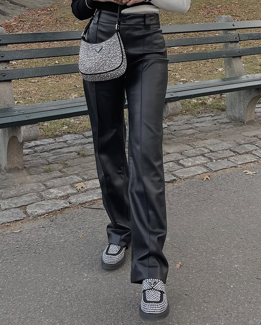PANTALÓN ZARA EFECTO PIEL