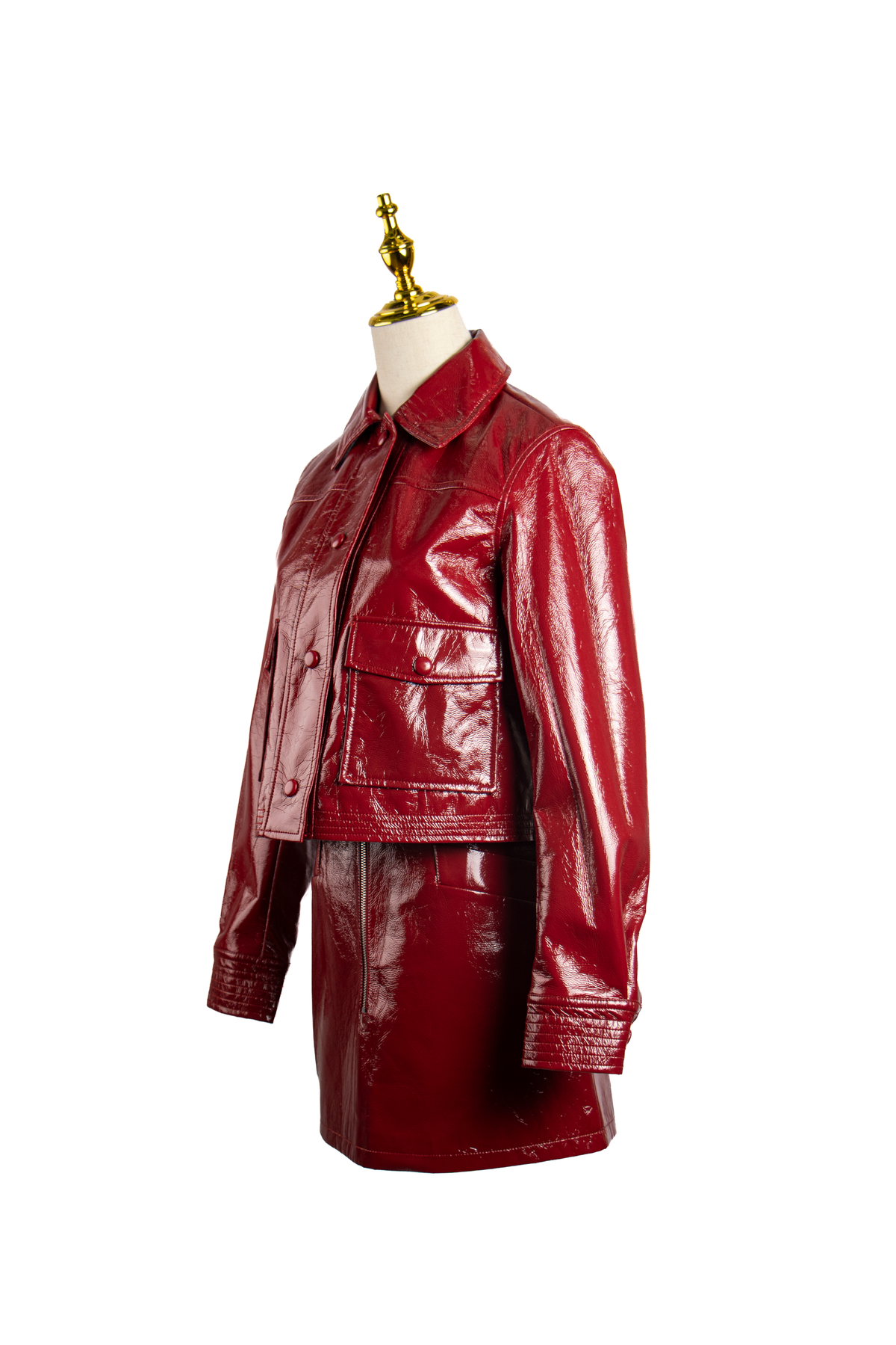 SET DE CHAQUETA CROP Y MINIFALDA EFECTO CHAROL