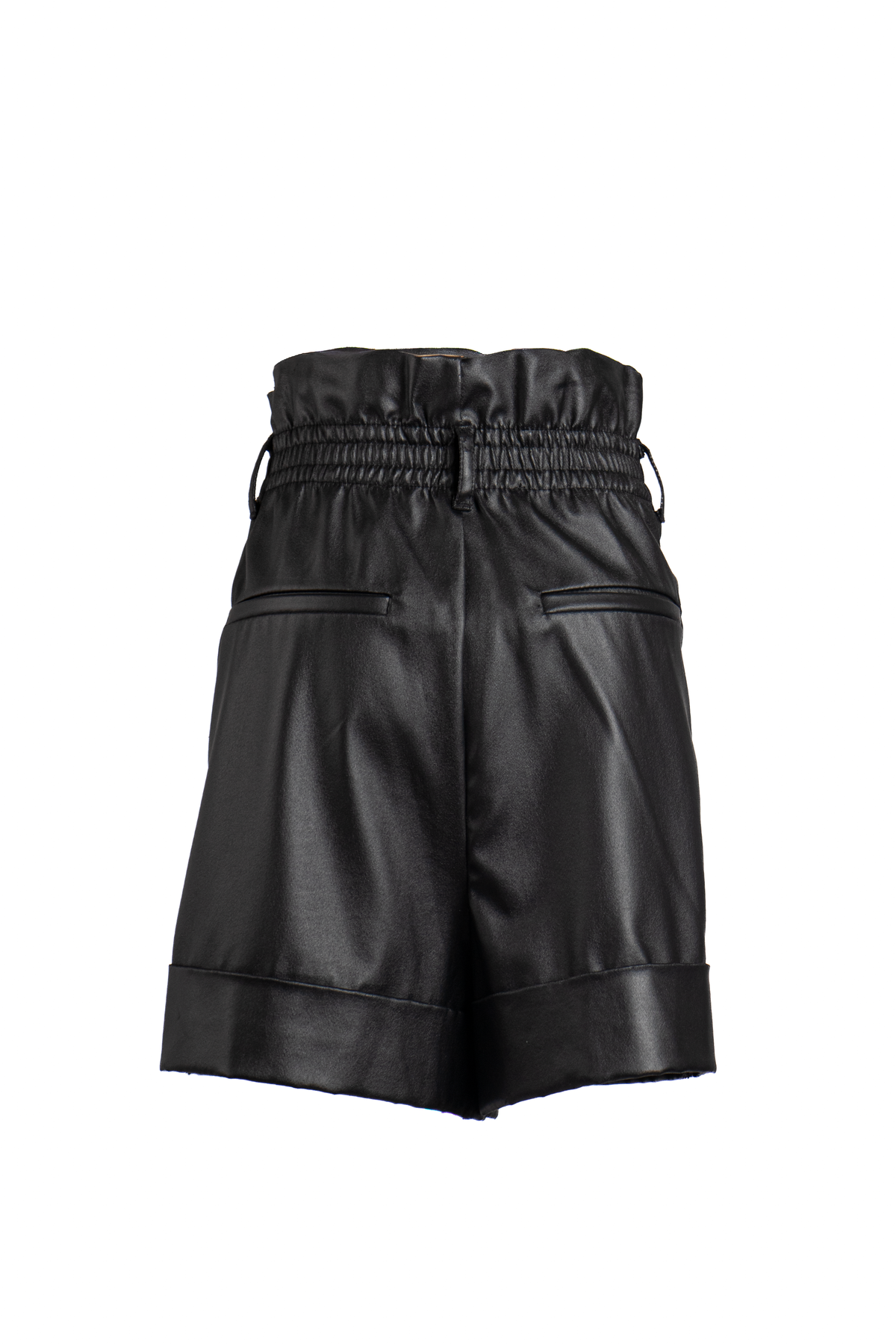 SHORT DE EFECTO PIEL CON CINTURA PAPERBAG