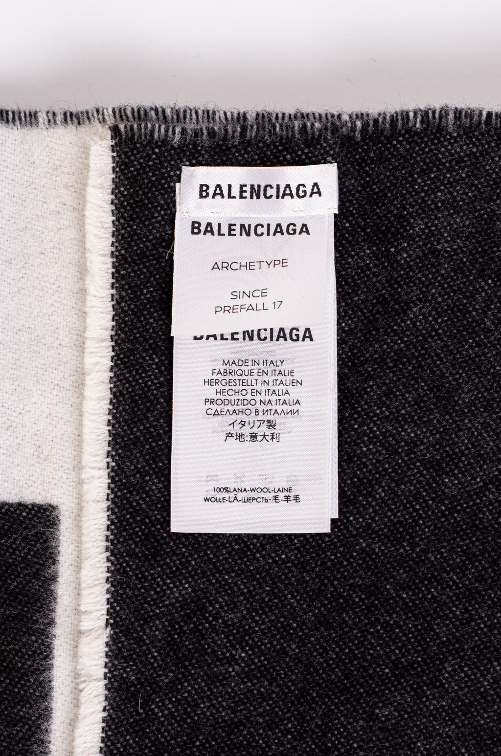 BUFANDA BALENCIAGA